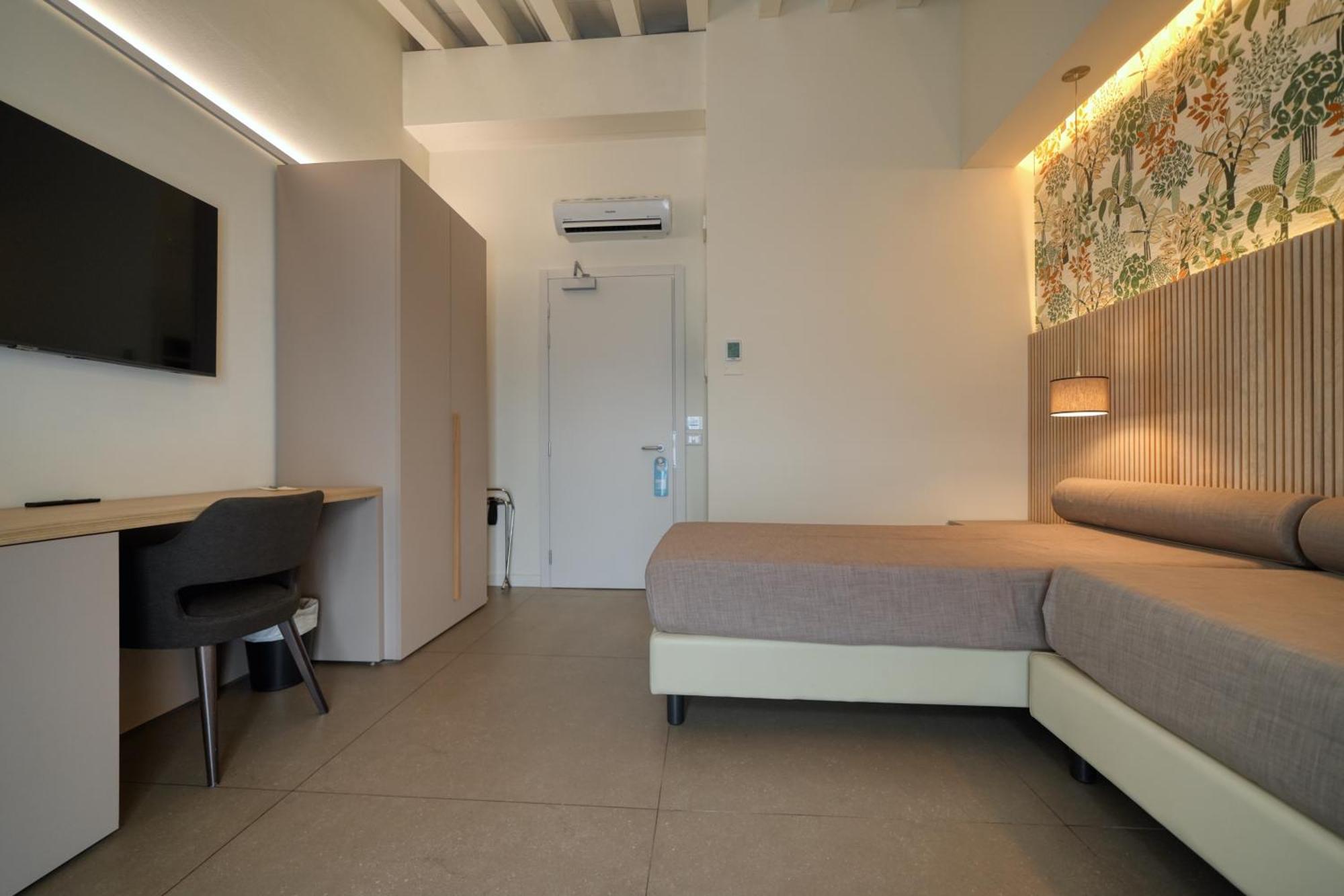 Hotel Palazzo Del Garda & Spa Desenzano del Garda Kültér fotó