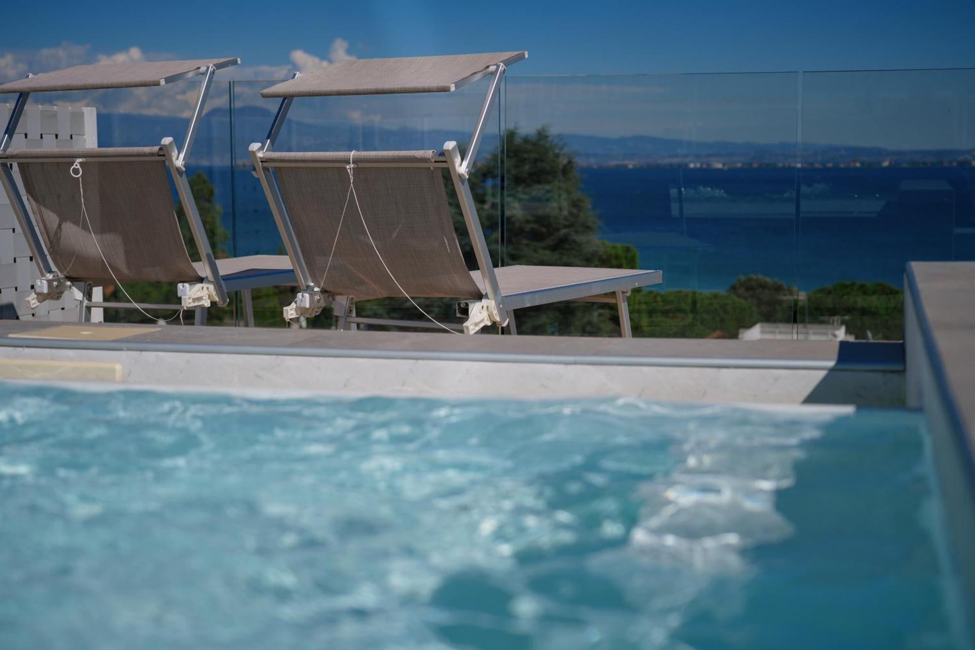 Hotel Palazzo Del Garda & Spa Desenzano del Garda Kültér fotó