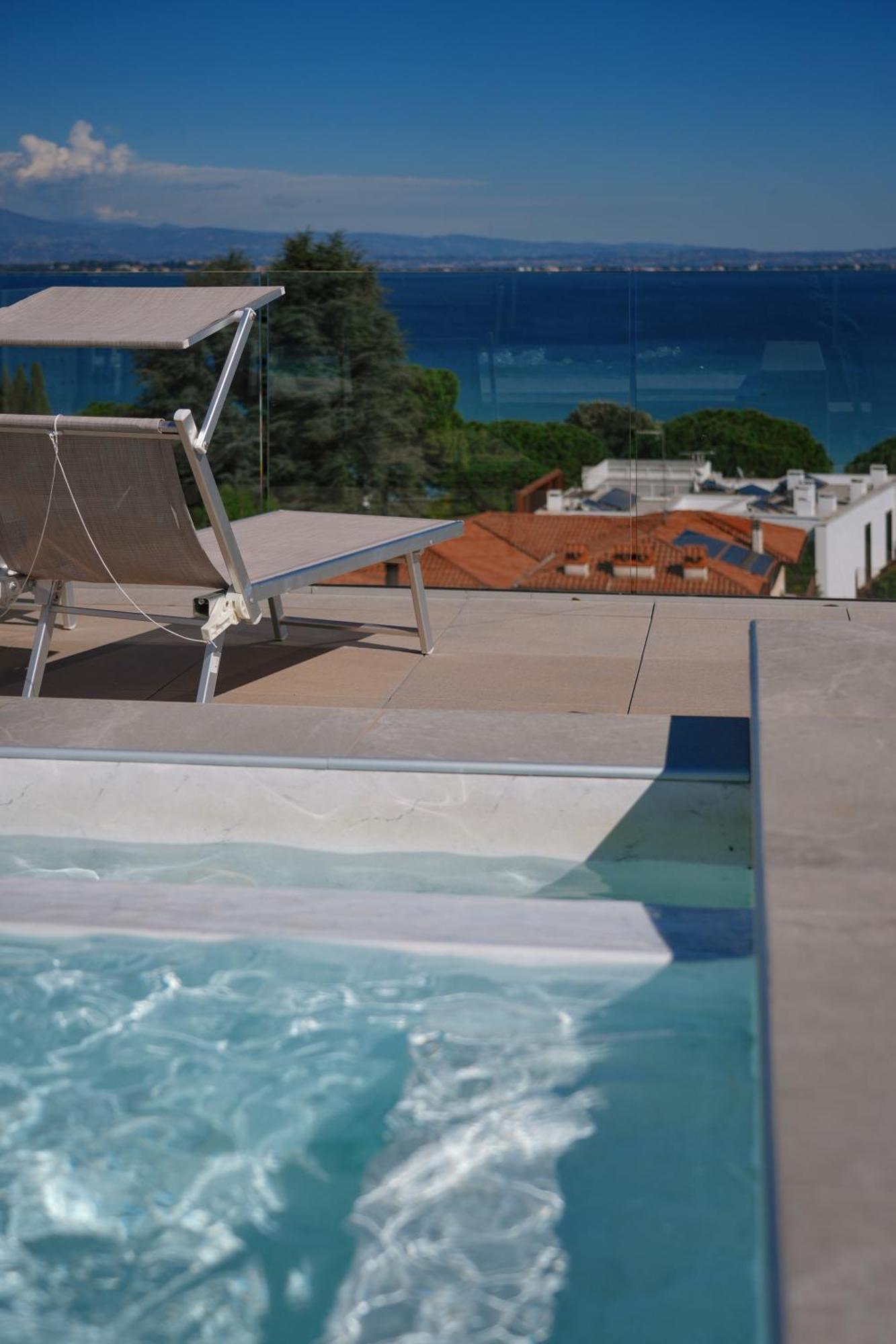 Hotel Palazzo Del Garda & Spa Desenzano del Garda Kültér fotó