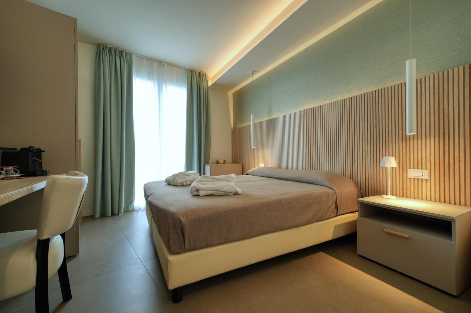 Hotel Palazzo Del Garda & Spa Desenzano del Garda Kültér fotó