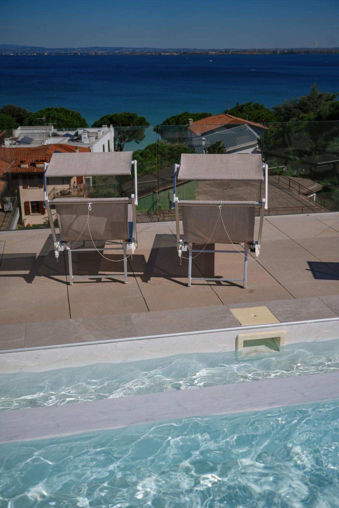 Hotel Palazzo Del Garda & Spa Desenzano del Garda Kültér fotó